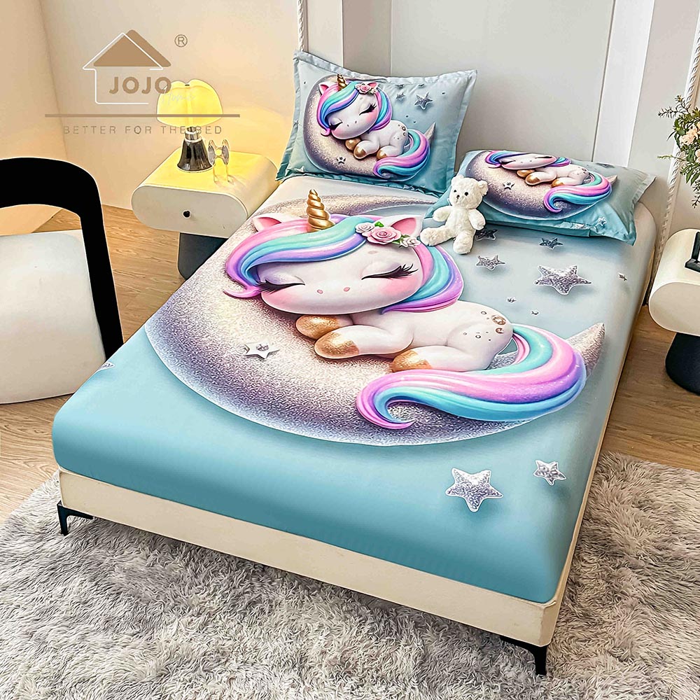 Husă Pat Dublu cu elastic cu 2 fețe de pernă, Țesătură Tip Finet , Imprimeu 5D Unicorn Somnoros 1 Husă Pat Dublu cu elastic cu 2 fețe de pernă, Țesătură Tip Finet , Imprimeu 5D Unicorn Somnoros