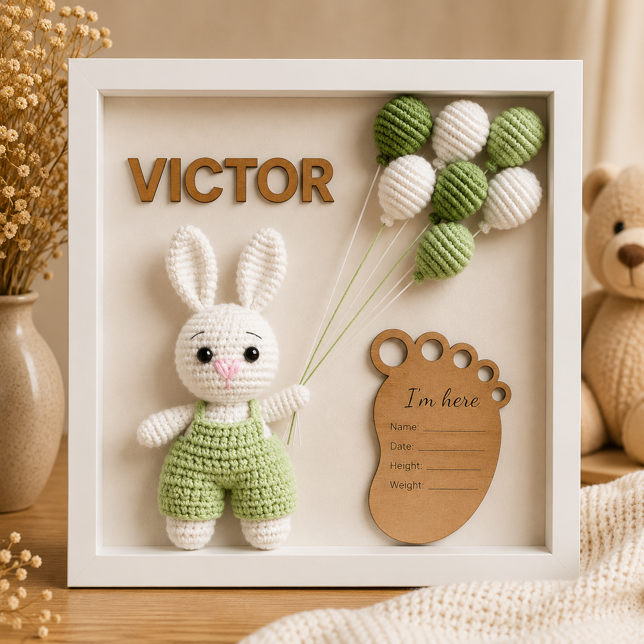 Tablou personalizat Shadow Box – Iepuras salopeta verde pastel 1 Tablou personalizat Shadow Box – Iepuras salopeta verde pastel