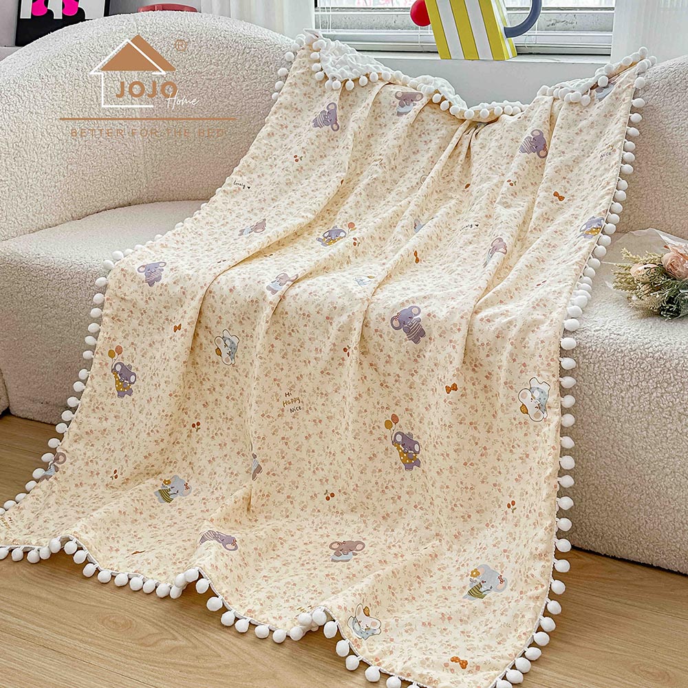 Păturică copii din bumbac 100% și Minky 3D, 100 x 150 cm – Bej deschis, model cu Elefănței 1 Păturică copii din bumbac 100% și Minky 3D, 100 x 150 cm – Bej deschis, model cu Elefănței