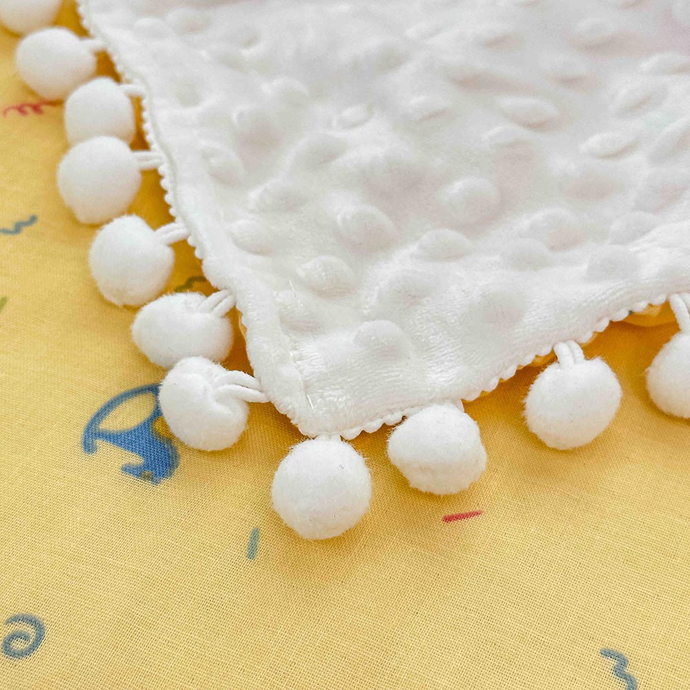 Păturică copii din bumbac 100% și Minky 3D, 100 x 150 cm – Galben, model cu Căluți Balansoar 4 Păturică copii din bumbac 100% și Minky 3D, 100 x 150 cm – Galben, model cu Căluți Balansoar - imagine 4